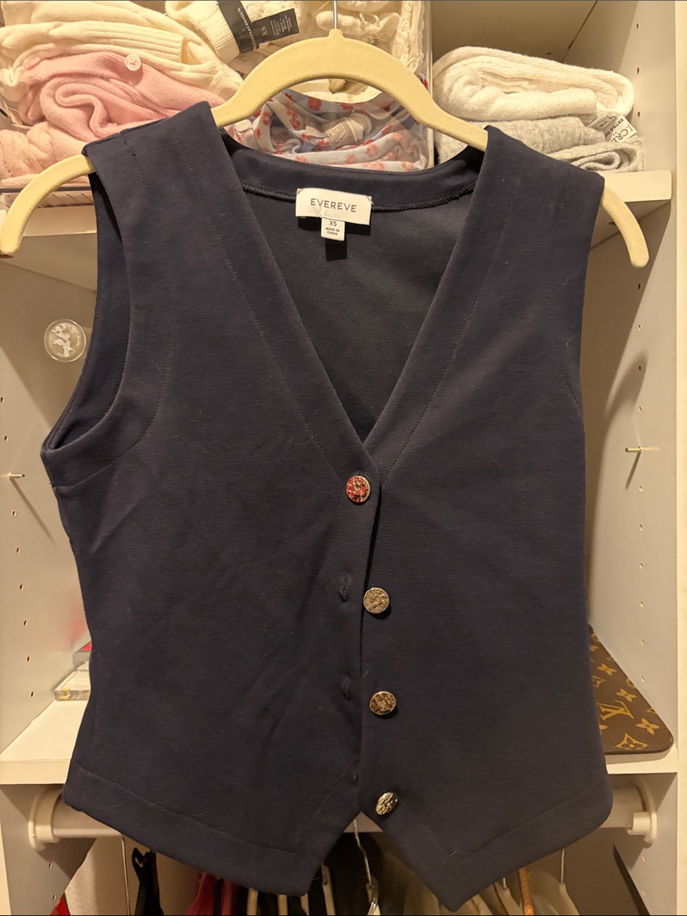 Evereve Navy Sleeveless Button-Front Vest